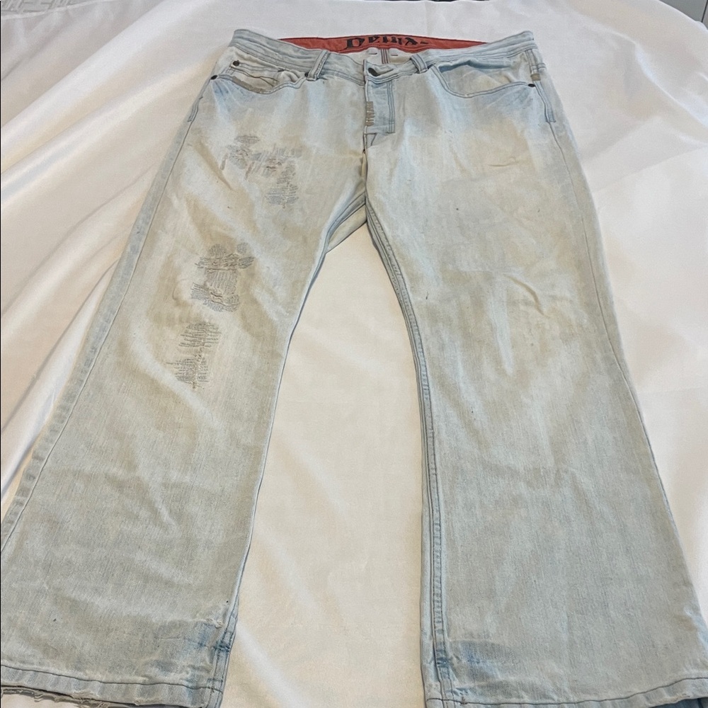 Deluxe Men's Relaxed Fit Light Blue Jeans distressed